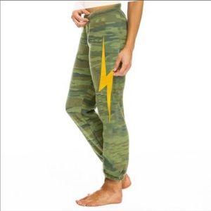 Aviator Nation Camo Sweatpants NWT Sz Medium